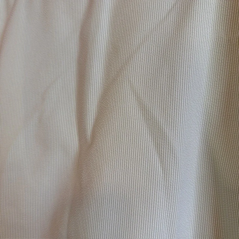 Greg Norman Women's Green & White Seersucker Athletic Golf Skort 10‎ Stretch